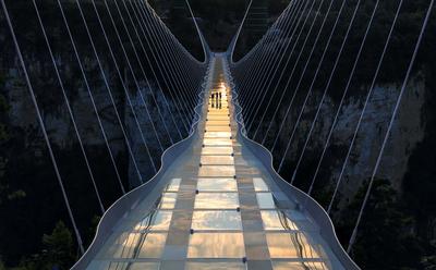 张家界大峡谷玻璃桥